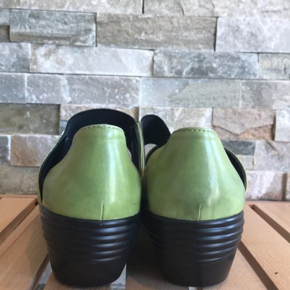 Everybody Women's Angela Sandals - Picture 5 of 6